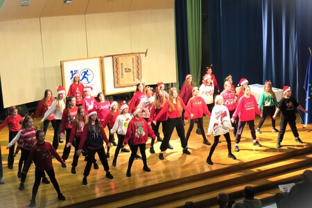 Nastop Plesnega kluba Life